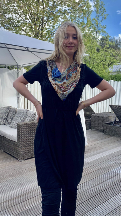Luci blå