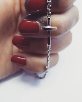 THICK CROSS BRACELET