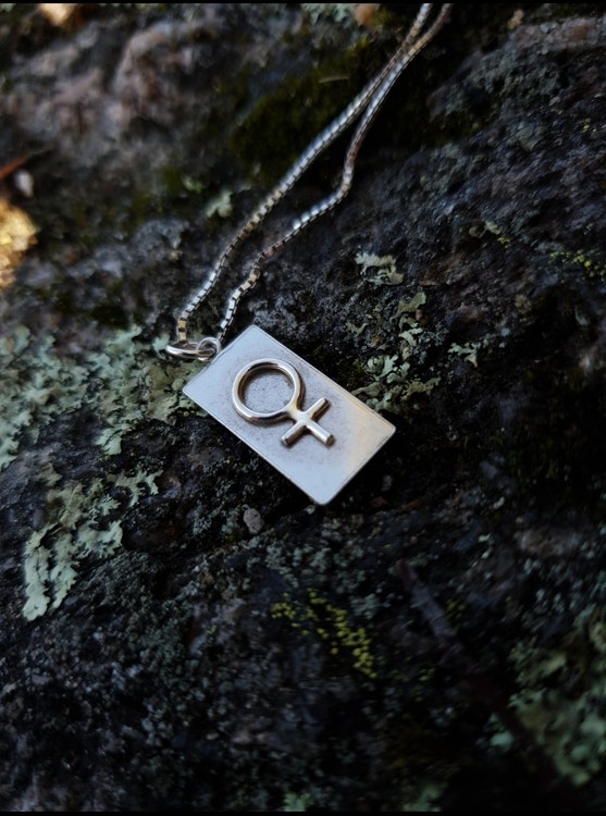 LILITH TAG NECKLACE