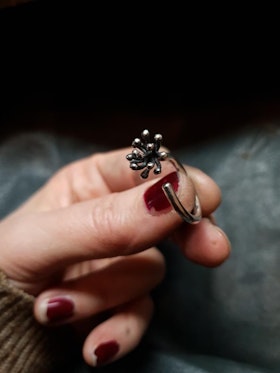 HEDERA RING