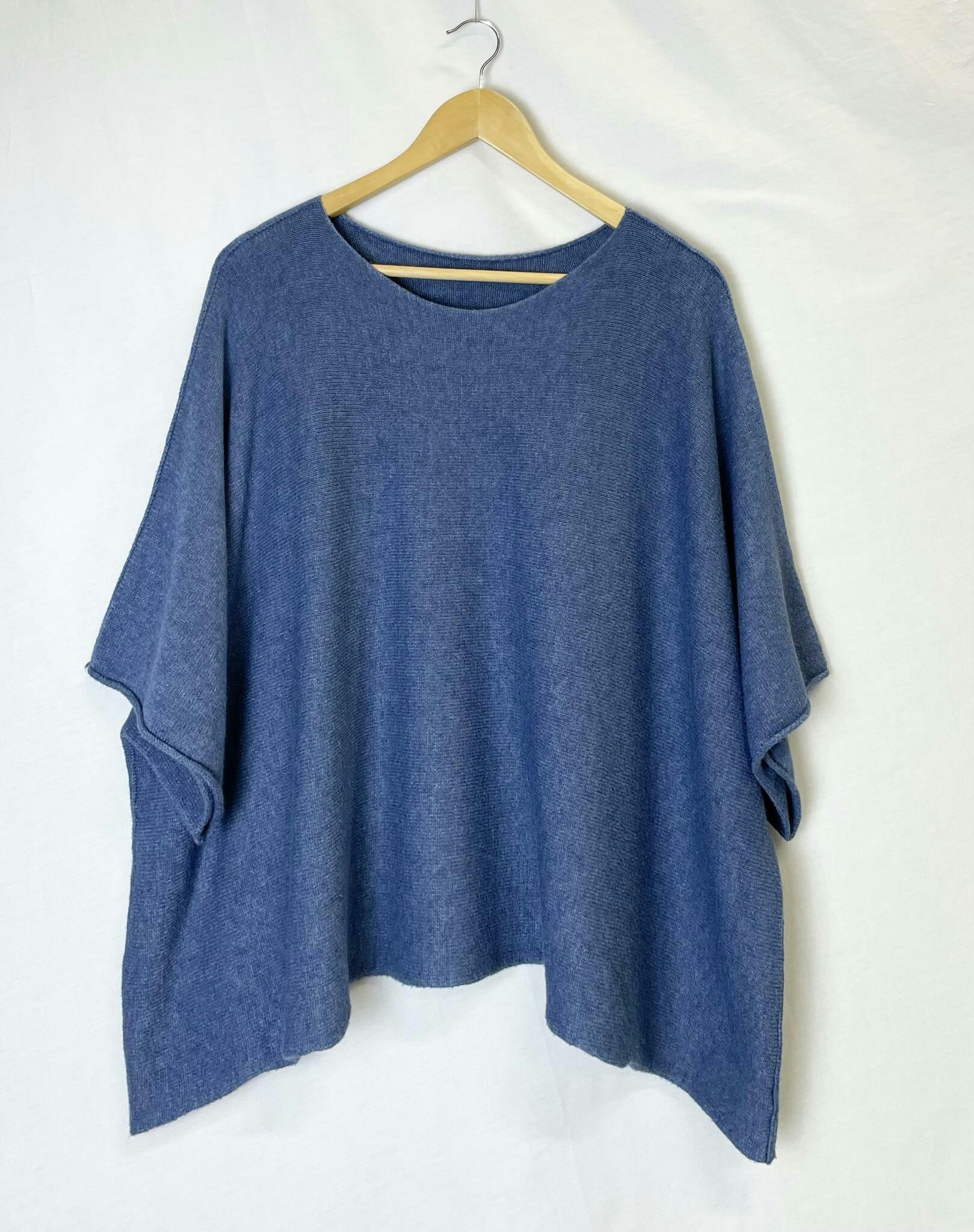Ponchotröja - Rundhals - Jeansblå