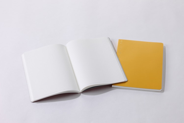 Stálogy 018 1/2 Year Notebook [A5] Yellow