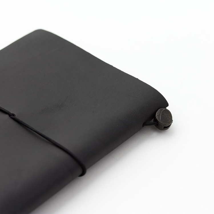 Traveler’s Company Traveler's notebook – Black, Passport size (Starter Kit)