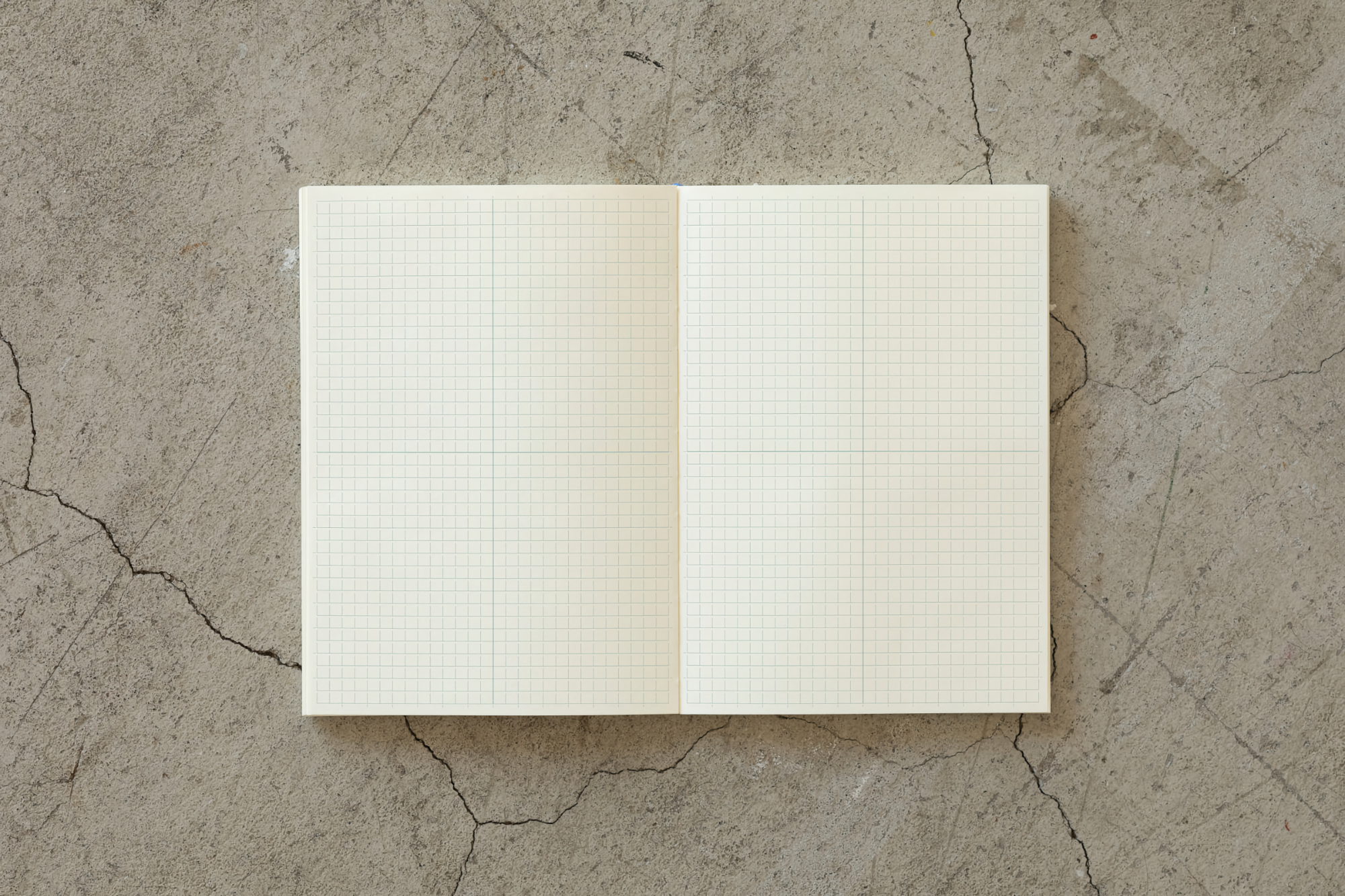 Midori MD Notebook Journal [A5] Grid Block