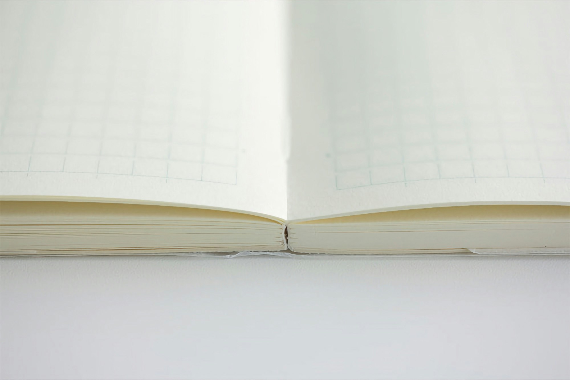 Midori MD Notebook [B6 Slim] Grid