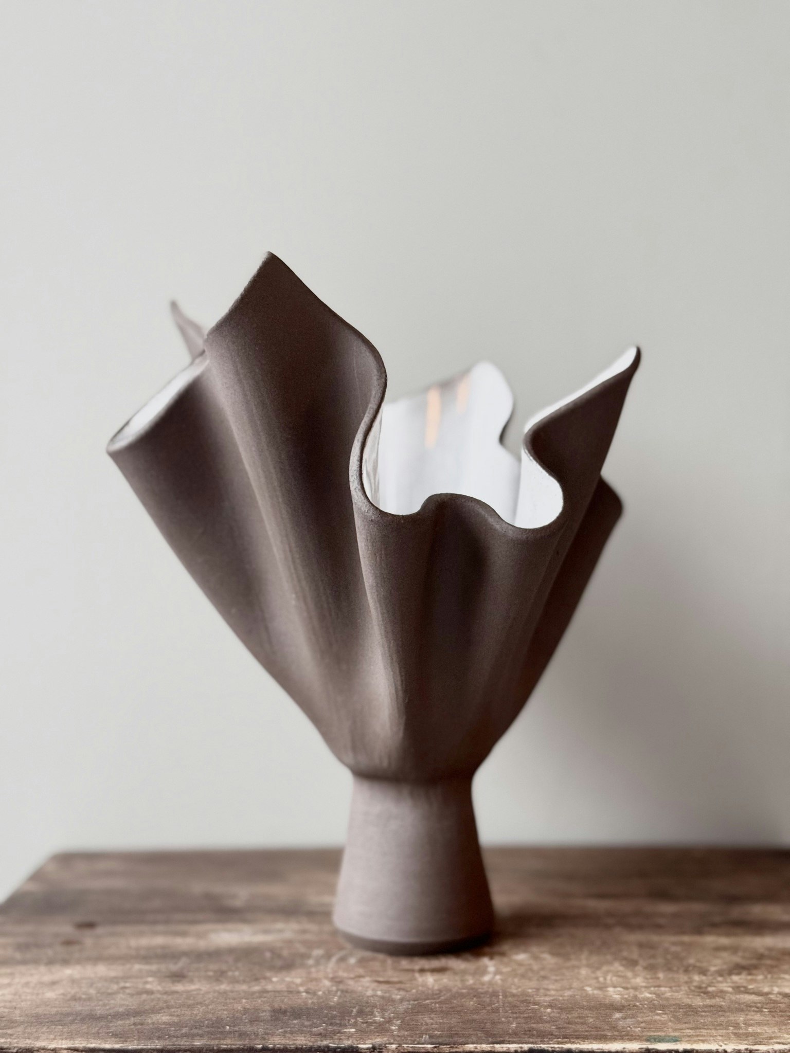 Tulip vas, GRÅ/BRUN