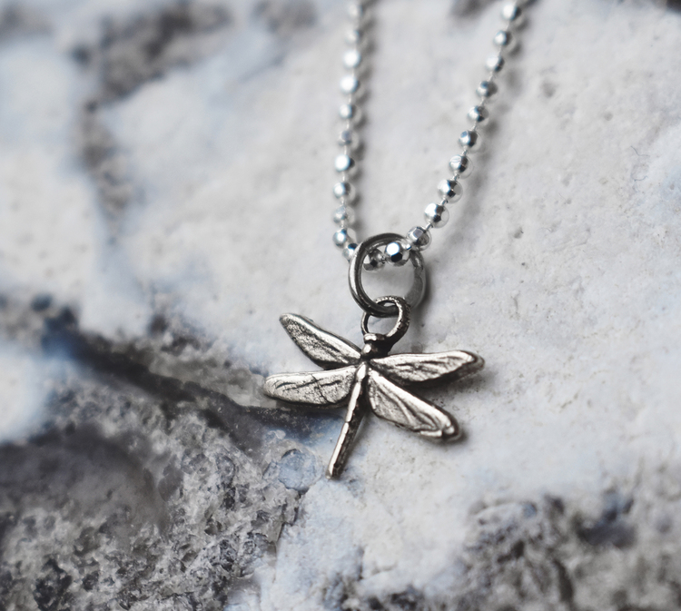 DRAGONFLY NECKLACE SILVER