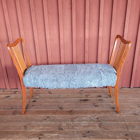 Fårskinnsoffa "Omberg"