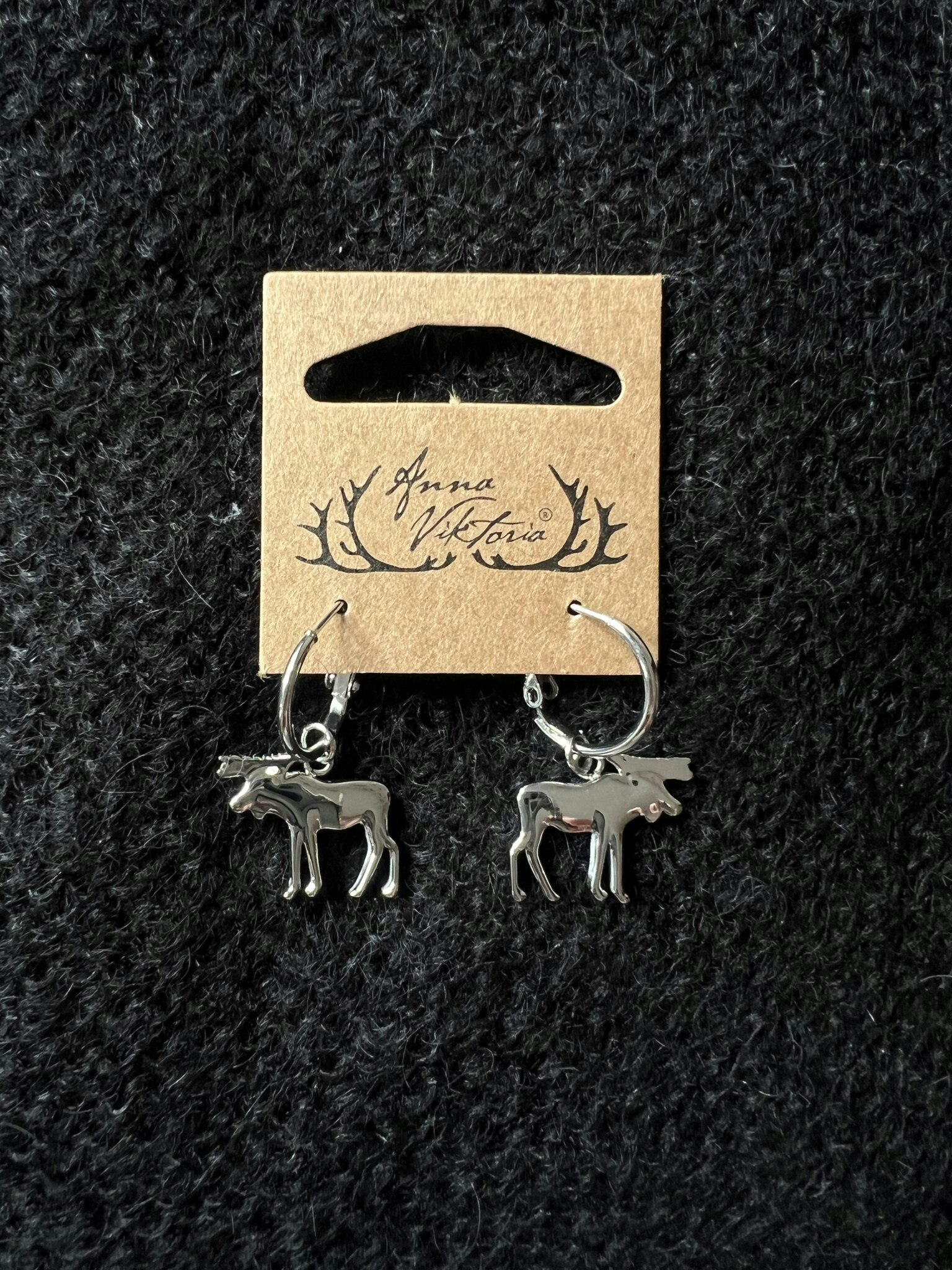63154,RUNDA ÖRHÄNGEN M. ÄLG-BERLOCK, SILVER/ MOOSE ROUND EAR SILVER