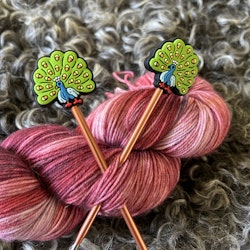 Stickstoppers, Påfågel