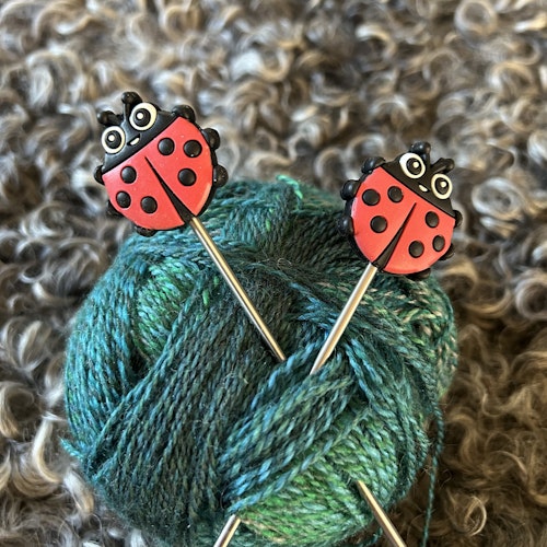 Stickstoppers, Nyckelpiga, röd