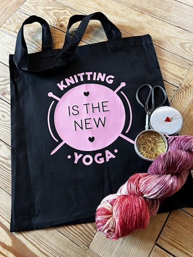 Tygkasse, KNITTING IS THE NEW YOGA