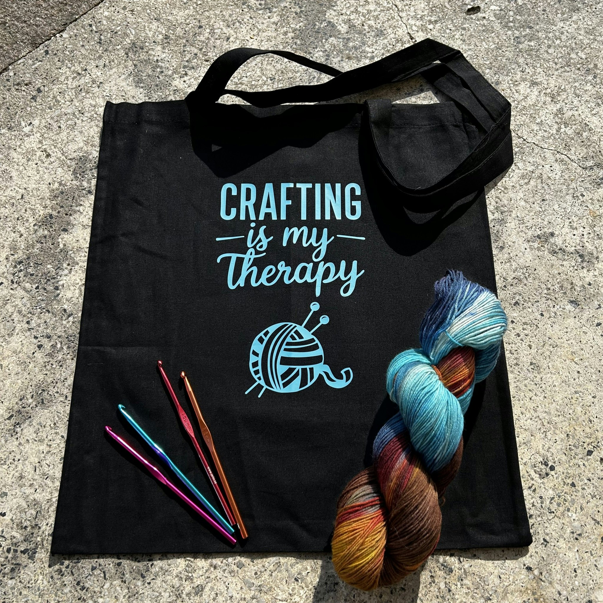 Tygkasse, … MY THERAPHY, svart