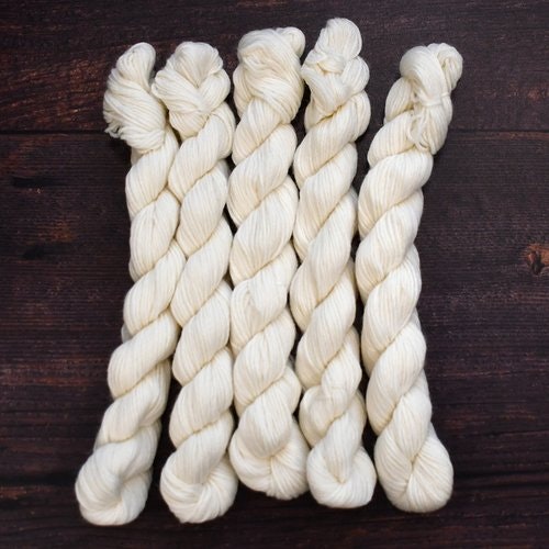 Garn att färga, Alpacka sock. 20g