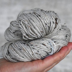 Garn att färga, Donegal, DK, 100g