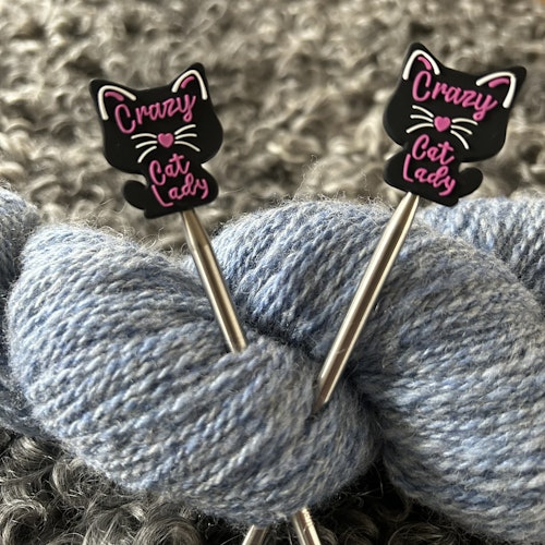 Stickstoppers, Crazy cat lady