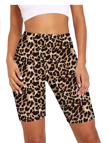 Leopardmönstrade shorts