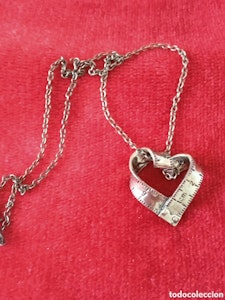 Hjärtformad meter Halsband