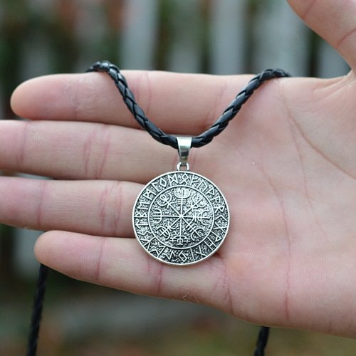 Pirate Compass Vikings Necklace Halsband