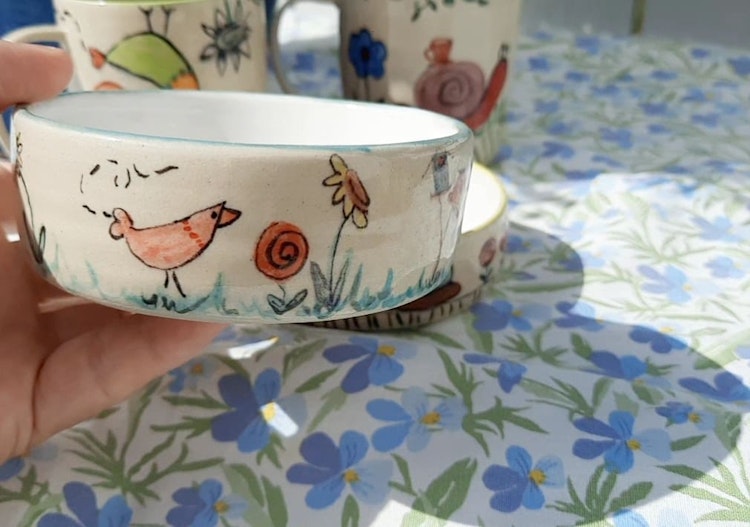 Keramikskål drejad och handmålad
