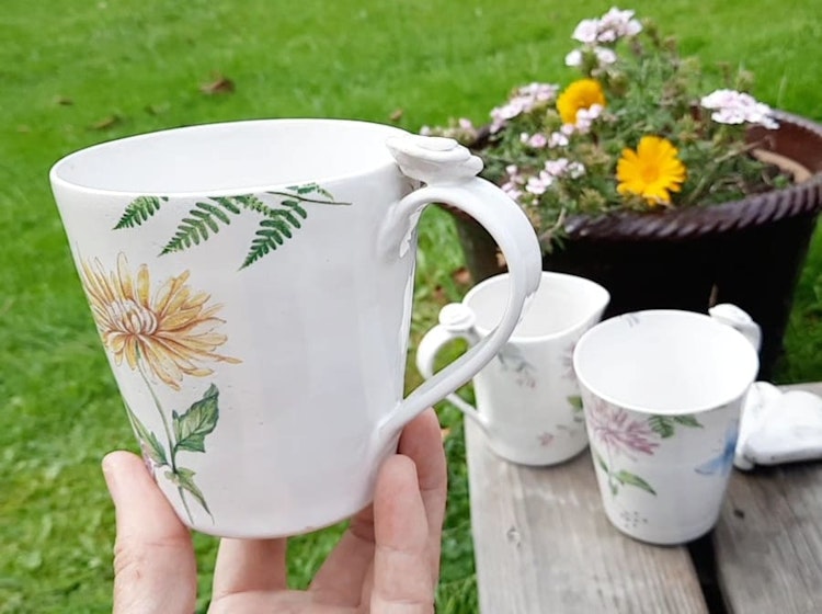 Drömlika blomstermuggar