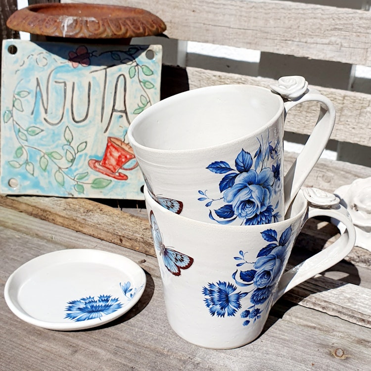 DREJAD MUGG MED FJÄRIL 2dl