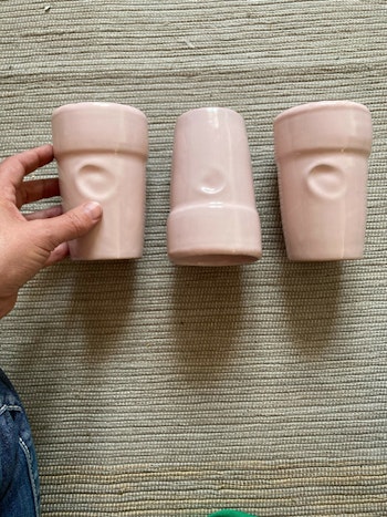 Hög kaffemugg