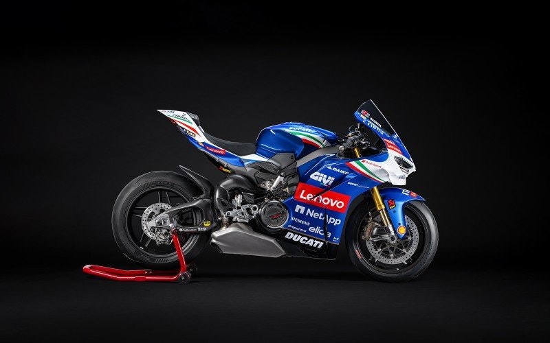 Ducati eert Pecco met de exclusieve Panigale V4 Tricolore Italia – een superbike voor verzamelaars