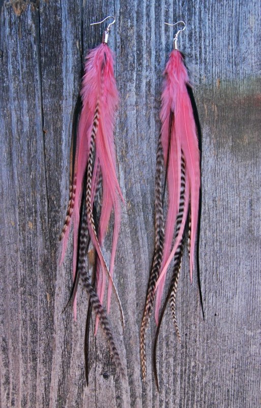GRL PWR Feather earrings