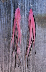 GRL PWR Feather earrings