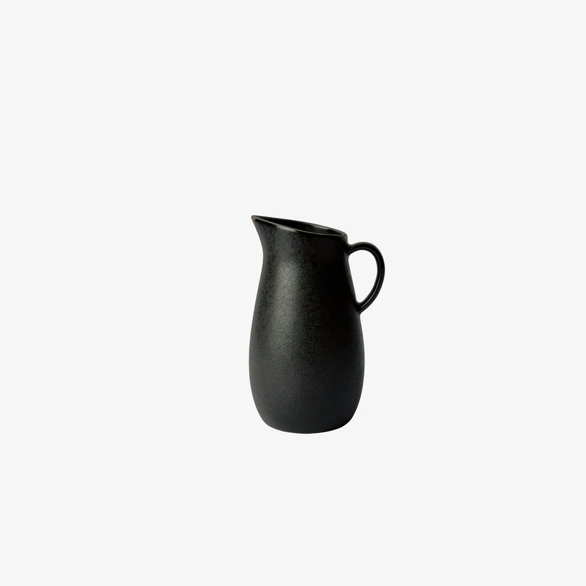 Kanna med handtag svart 0,6 l