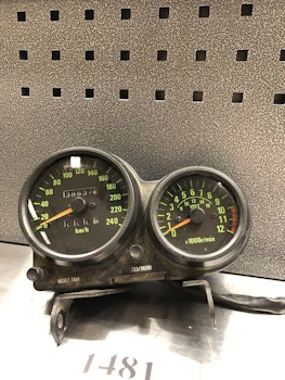 Kawasaki GPZ750 -83 Hastighetsmätare