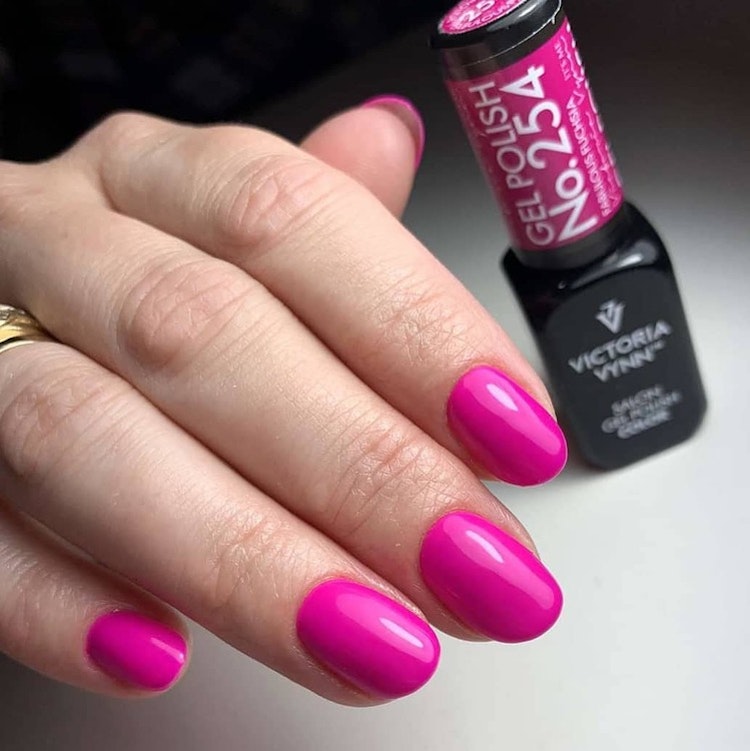 Gel Polish Color No. 254 Fabulous Fuscia